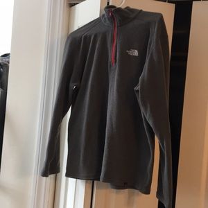 Men's size medium North Face fleece